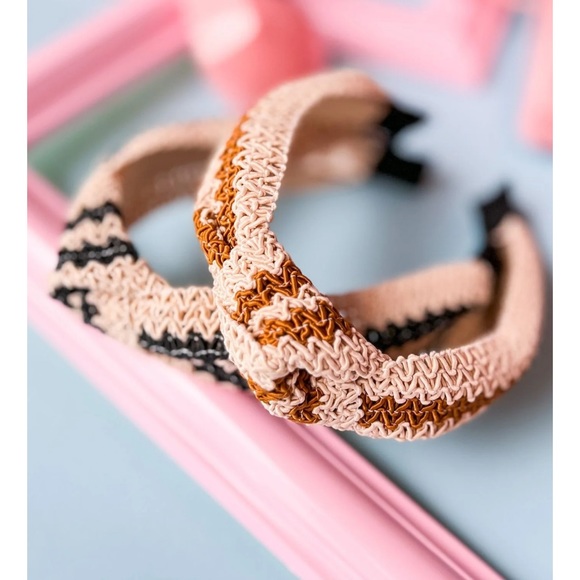 Beige Chevron Knot Headband - Picture 3 of 4